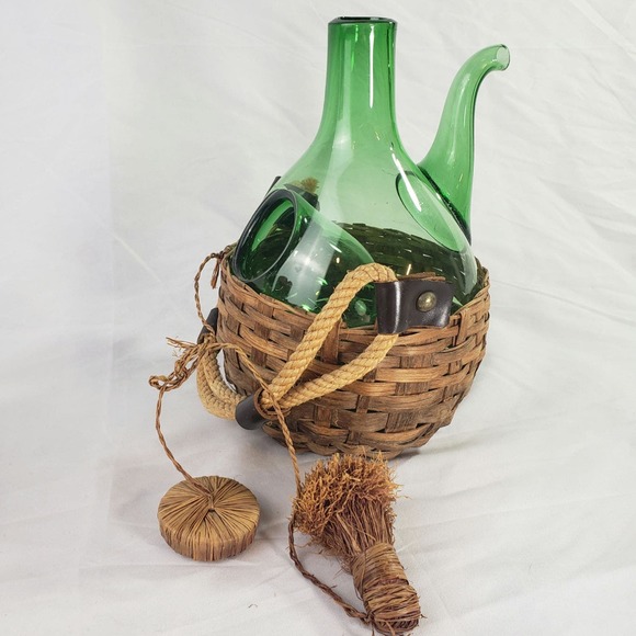 Vintage Hand Blown Green Glass Wine Decanter Ice Chamber Woven Holder Handle - Picture 4 of 9